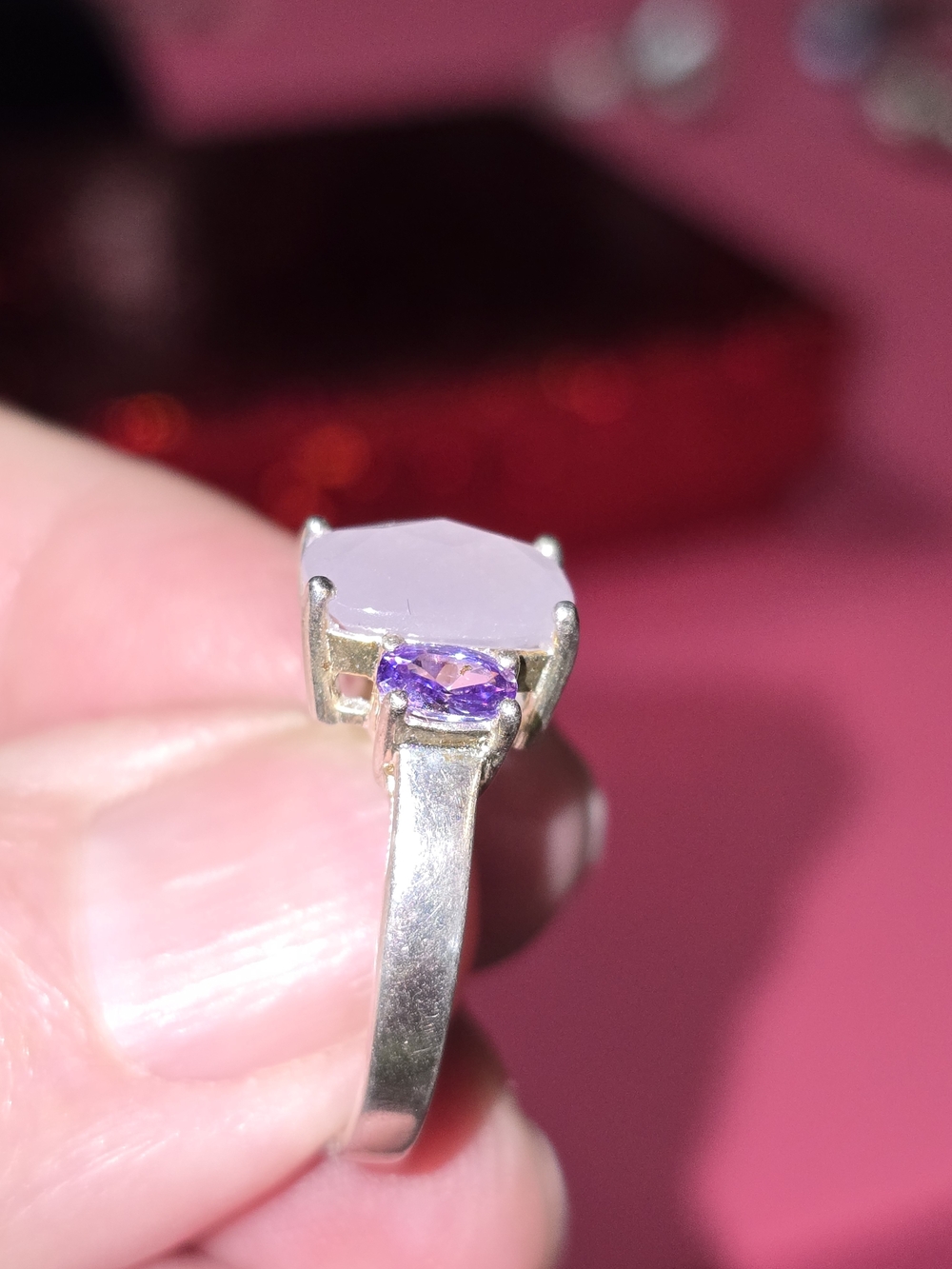 Sterling Silver Lavender Chalcedony & Amethyst Three-Stone Ring Size 7 - Picture 4 of 9